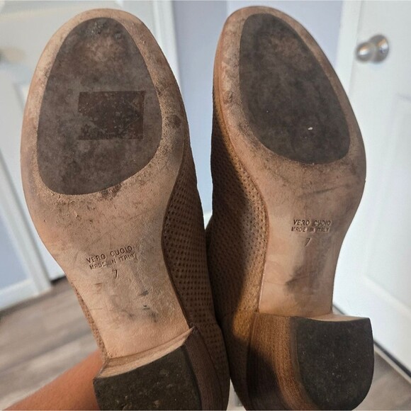 Aquatalia Xcellent perforated Tan Suede Ankle Boots Women's Booties Size 7 - Picture 5 of 7